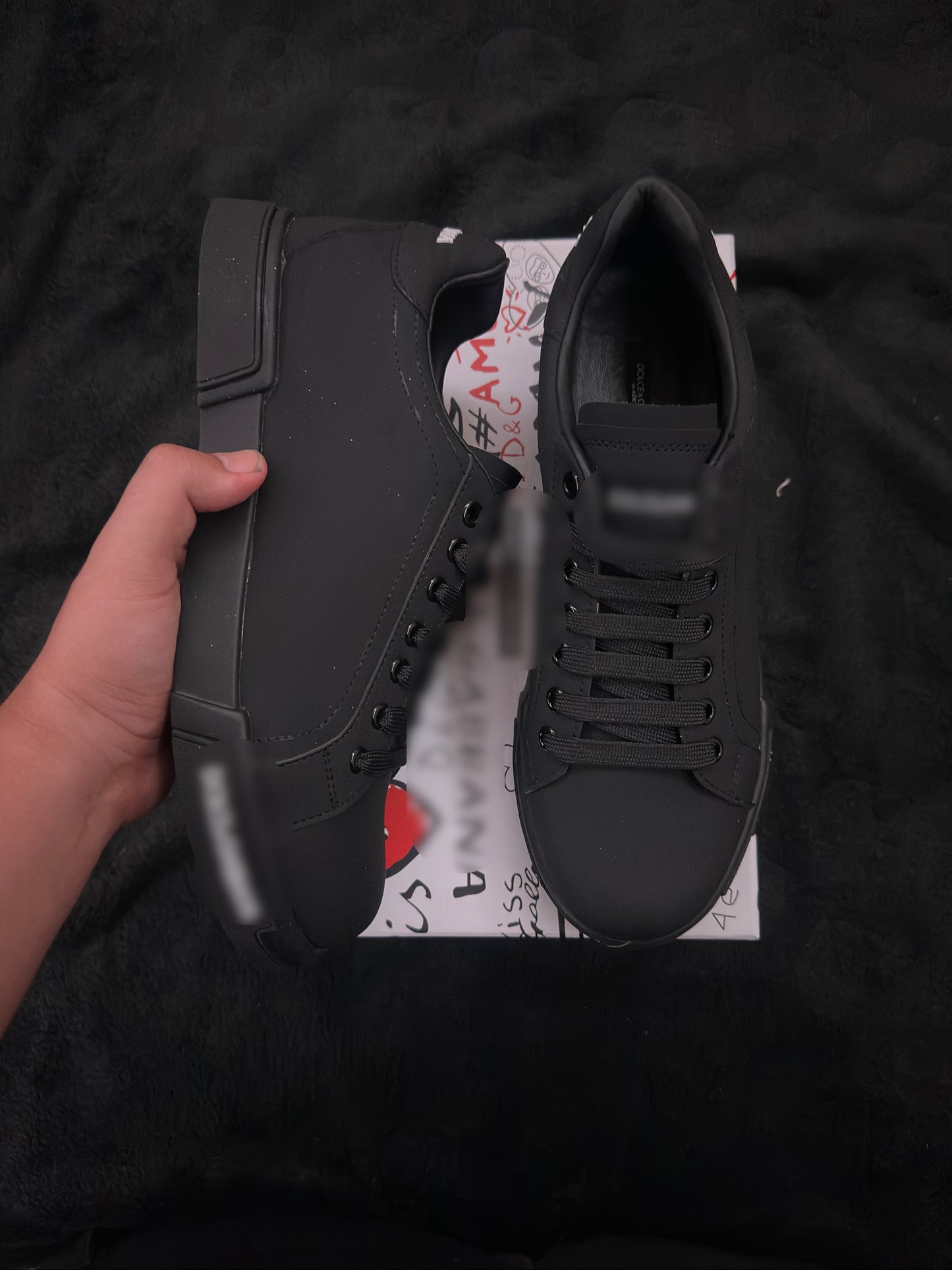 Plain black DGs